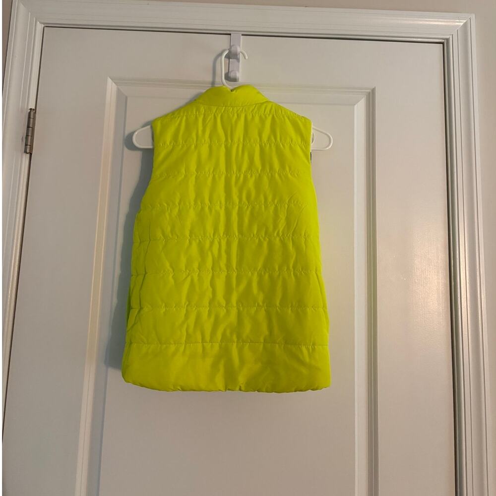Crayola Kids Reversible Puffer Vest Size Medium 10/12 - Picture 5 of 8
